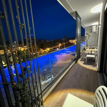 Ideal *